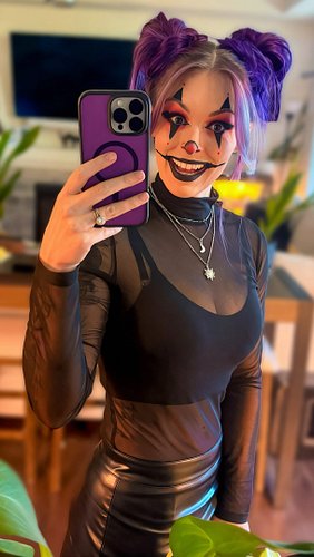 SCRIB DOOOOOOOON

I think Biddy Blas is now my new favorite Star Wars character 😂🤣 I’m not one for racing games but BOY am I ...