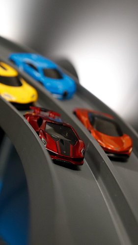 These hypercars are FAST!!

#hypercar #lamborghini #hotwheels #hotwheelstrack #racing