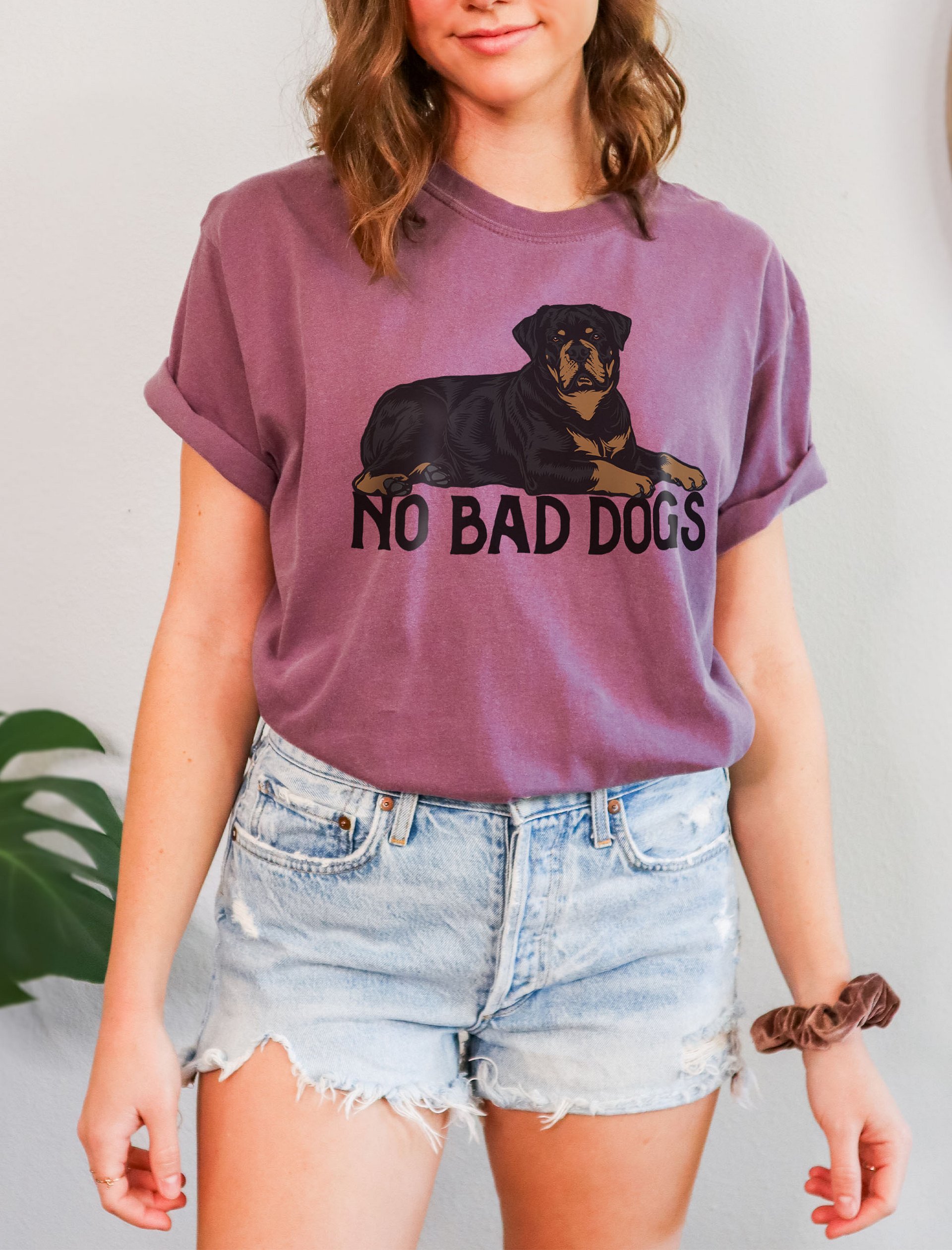 No Bad Dogs T-Shirt of a Rottweiler | Funny T-Shirt for Rottie Owners product image (2)