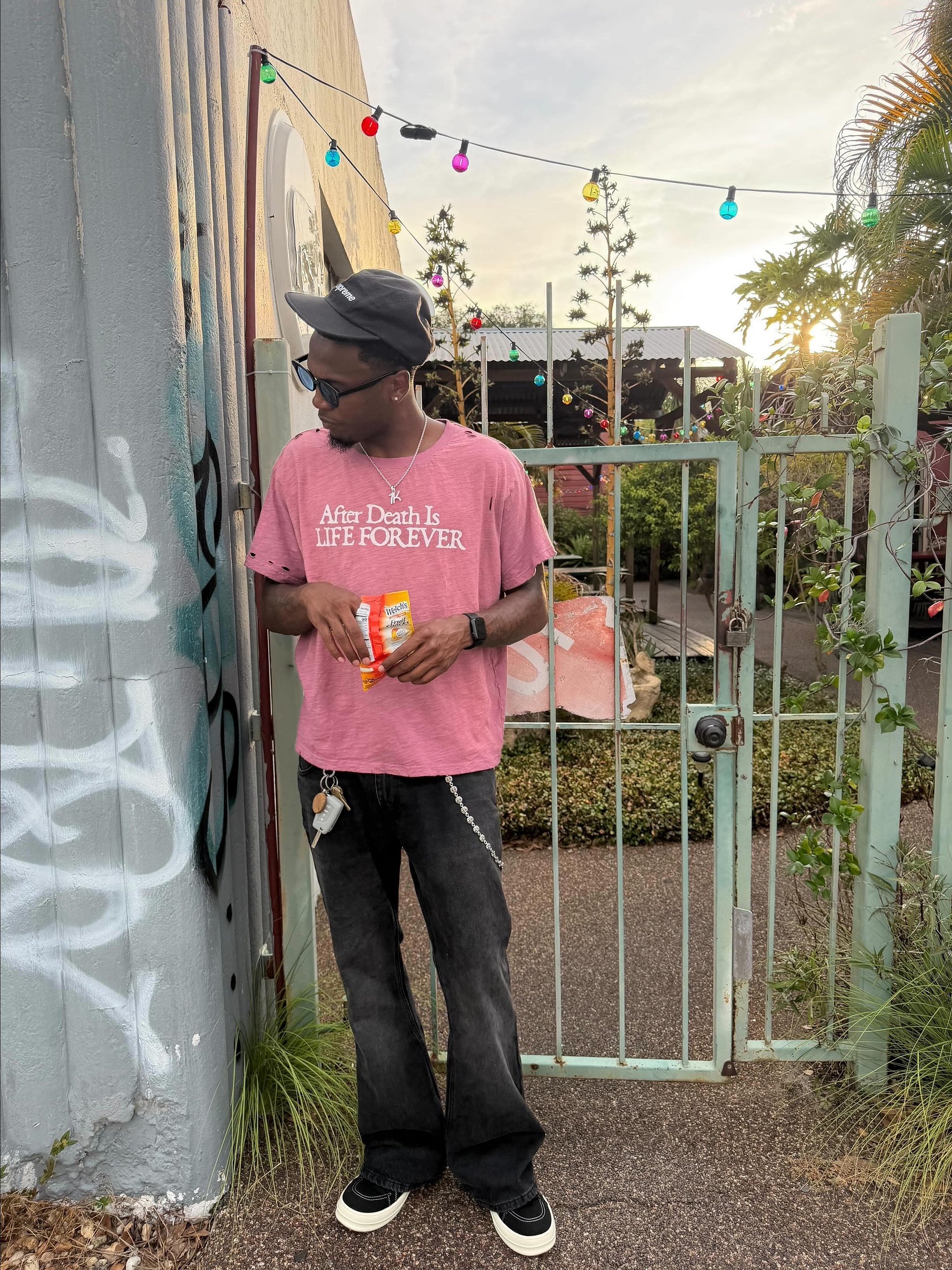 LIVE FOREVER SLUB TEE product image (3)