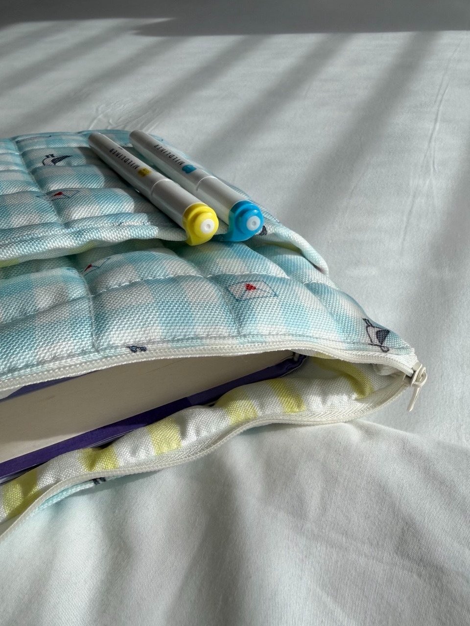 Just Friends Booksleeve product image (11)