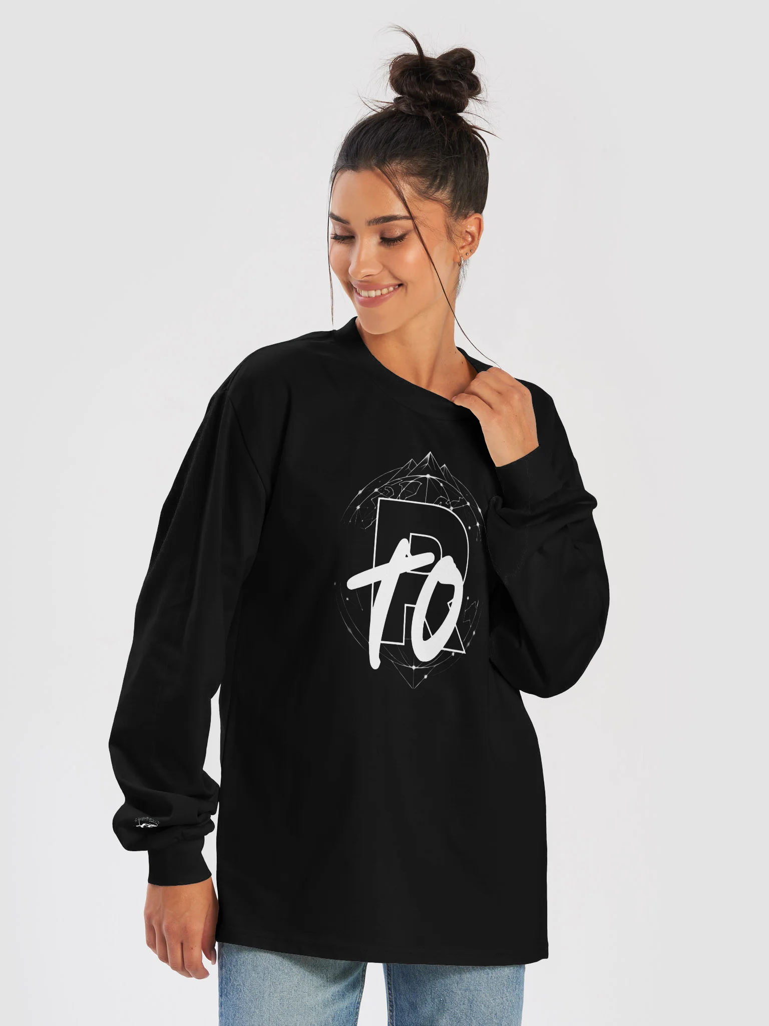 Abstract Black-and-White Geometric Logo Long Sleeve product image (6)