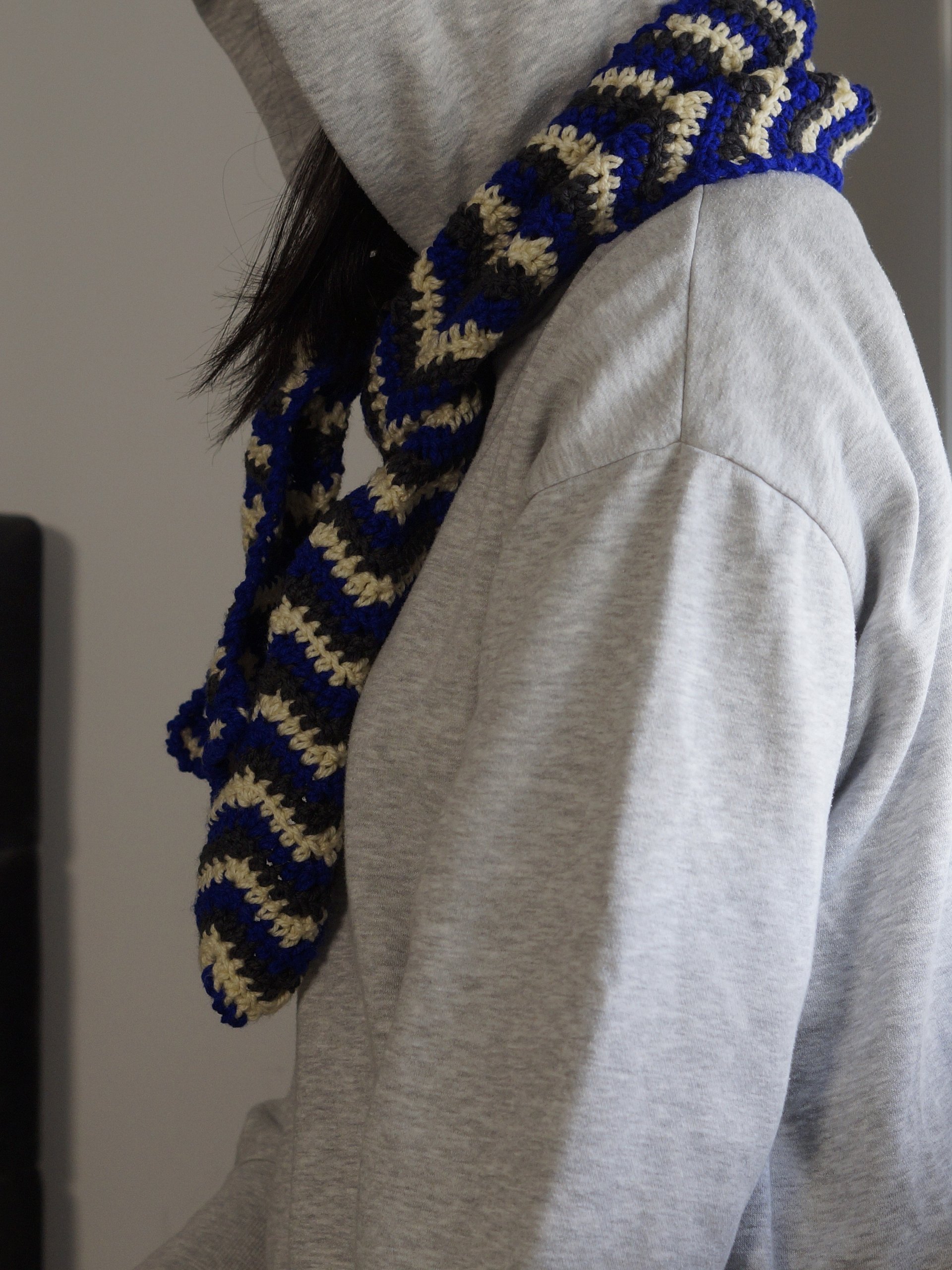 Chevron neck scarf pattern product image (6)
