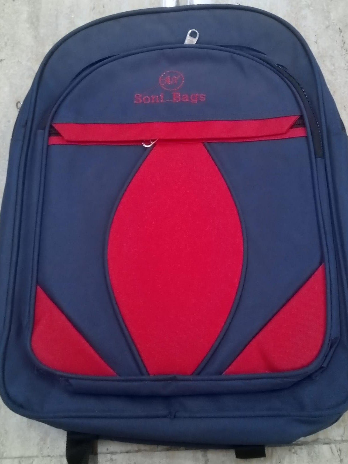 school bag product image (1)