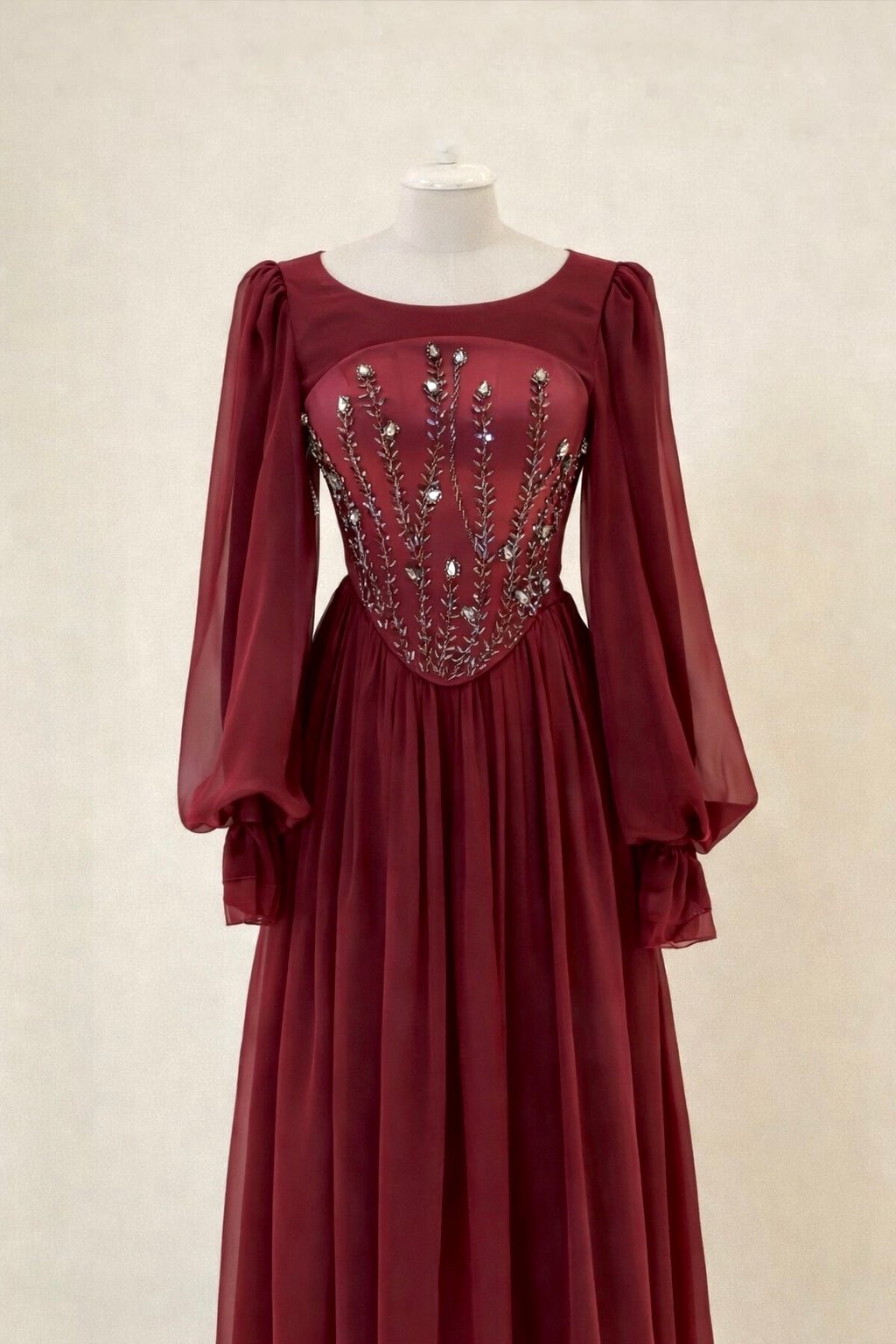 Luxury dress product image (1)