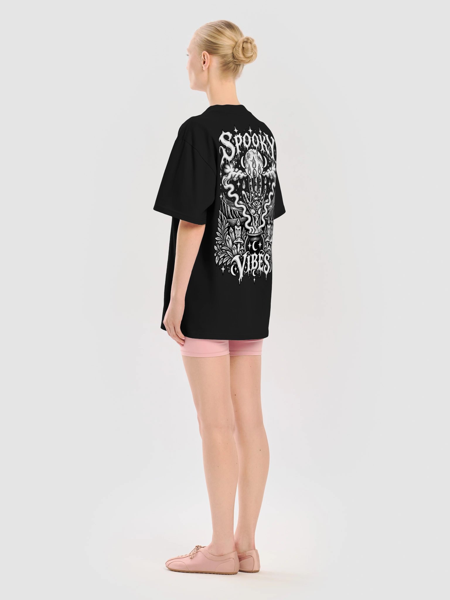 Spooky Vibes Heavy Tee product image (12)