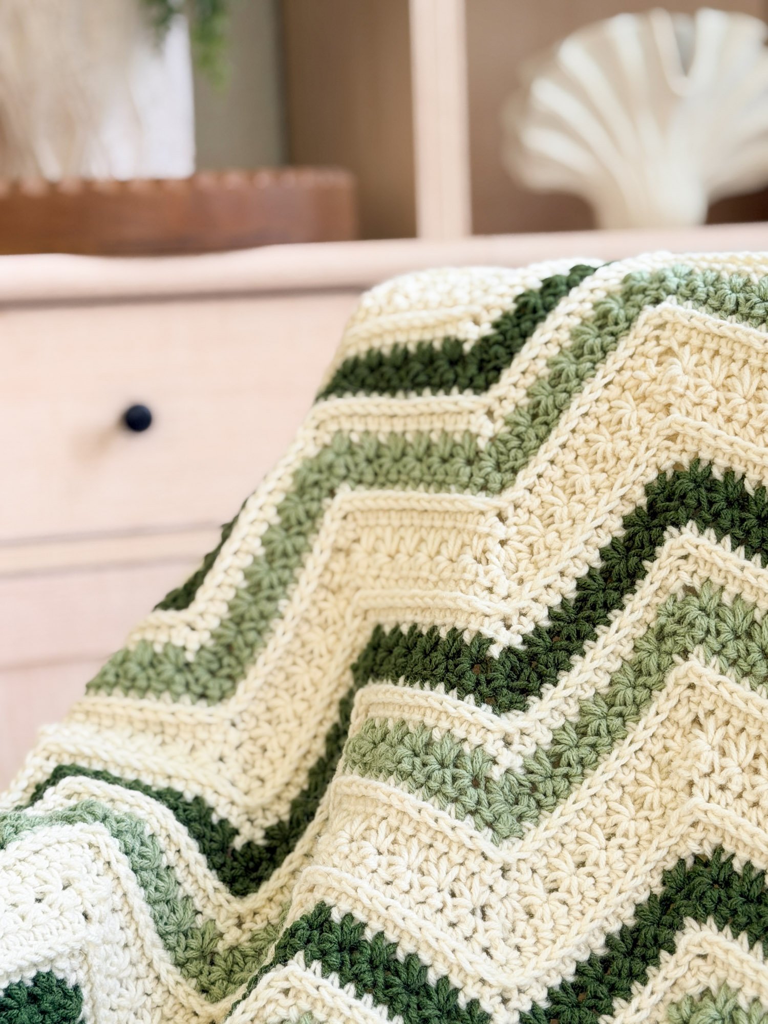 Petal Loop Chevron Crochet Blanket Pattern product image (7)