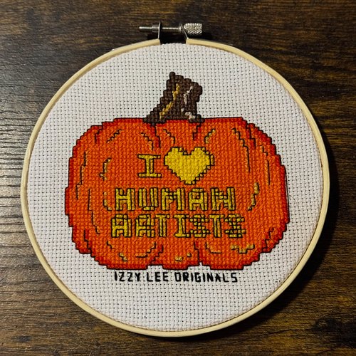 Realized I never posted this finished piece! This was the grand prize for my Halloween 2025 giveaway, won by @fiberglassunico...