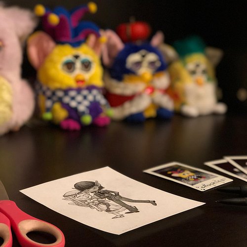 My silly little friends overlooking one of my drawings over on @head__manager 🌷

•
•
•
#furby #furbys #furbyfandom #furbycomm...