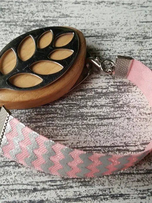 Pink Chevron Elastic Bracelet | Handmade Accessory for Bellabeat Leaf Urban & Ivy product image (2)