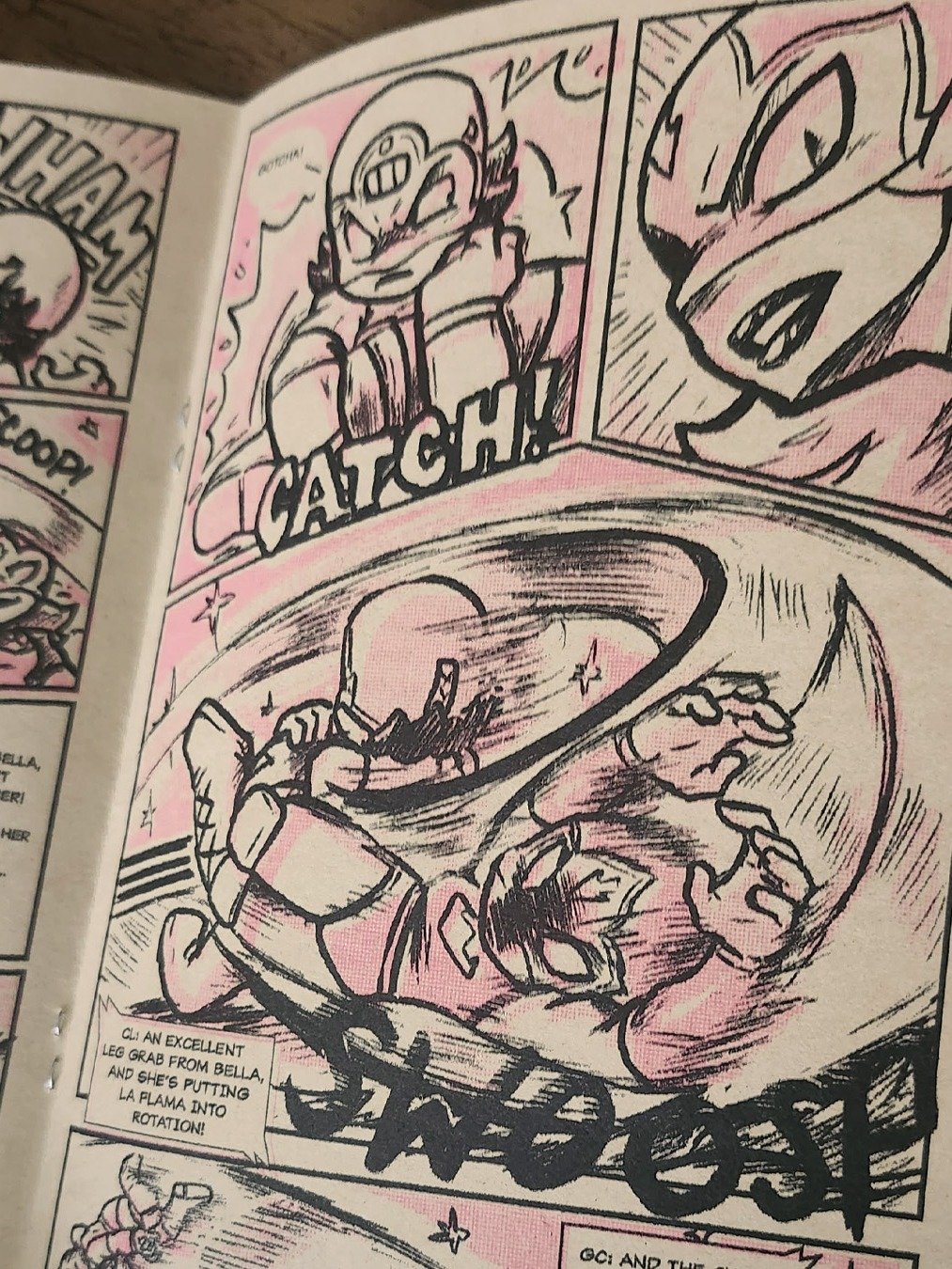 Lucha Calienté - Round 1 Riso Zine product image (2)