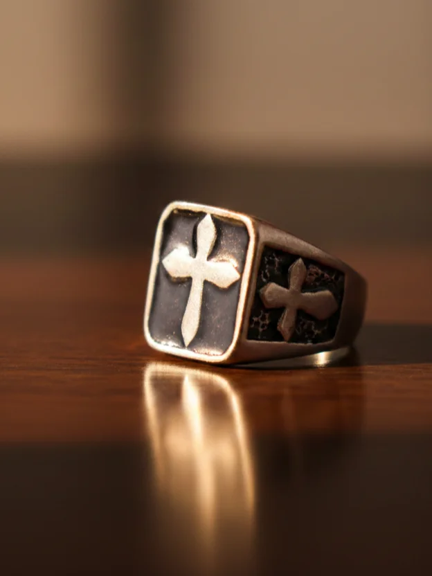 Loyalty Lorde Rings🦇 product image (2)