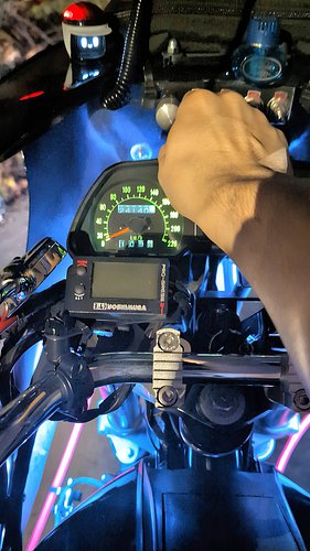 POV: arrancas una moto vieja

#kawasaki #motorcycle #暴走族 #旧車會 #vintagemotorcycles