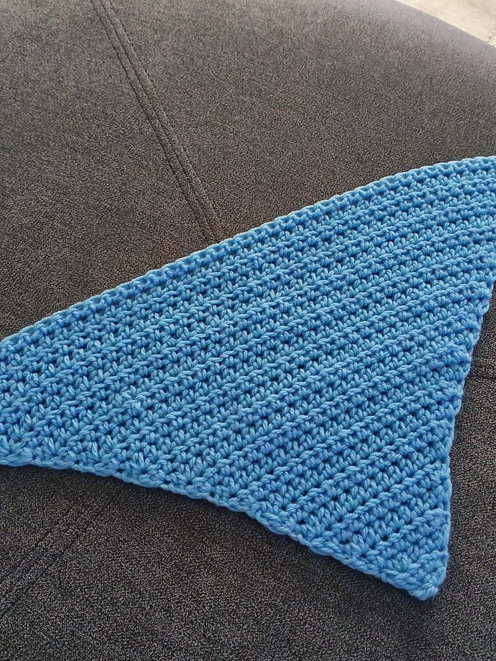Half double crochet bandana pattern product image (2)