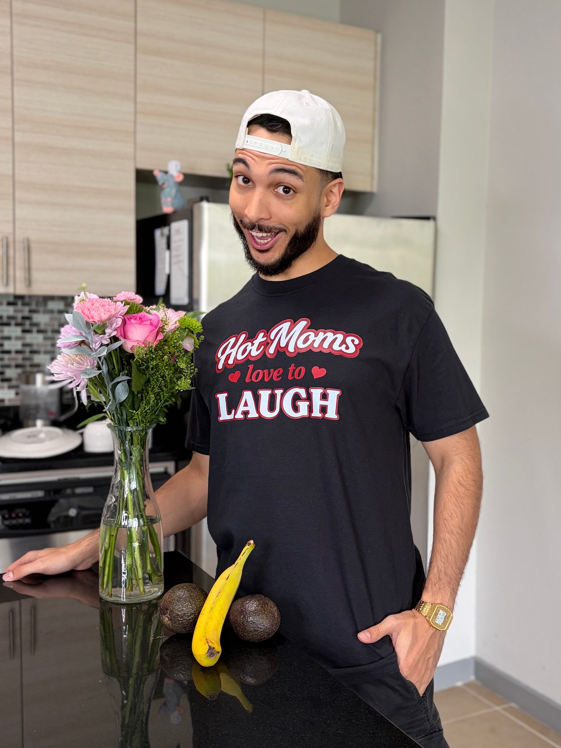 Hot Moms Love to Laugh T-Shirt product image (2)