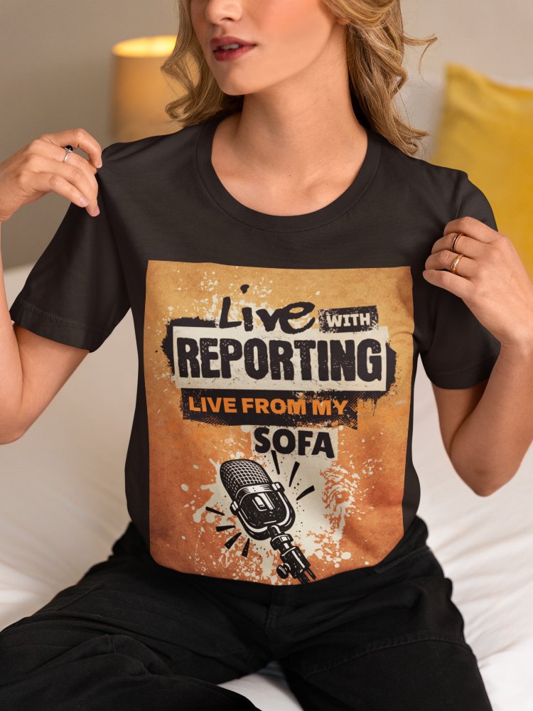 CrimeCon 2026 Limited Edition Sofa Reporter Tee product image (3)