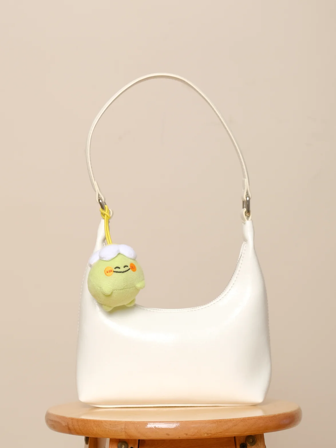 [ON HAND] Froggert Keychain Plush product image (4)
