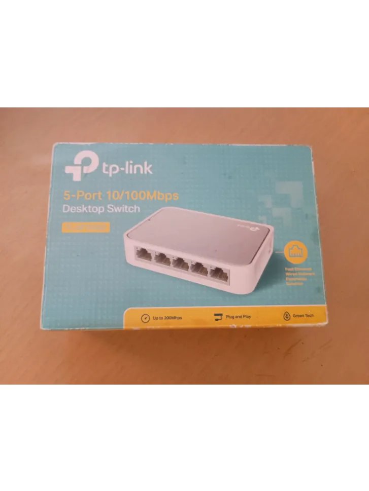 TP-Link 5 Port Switch product image (1)
