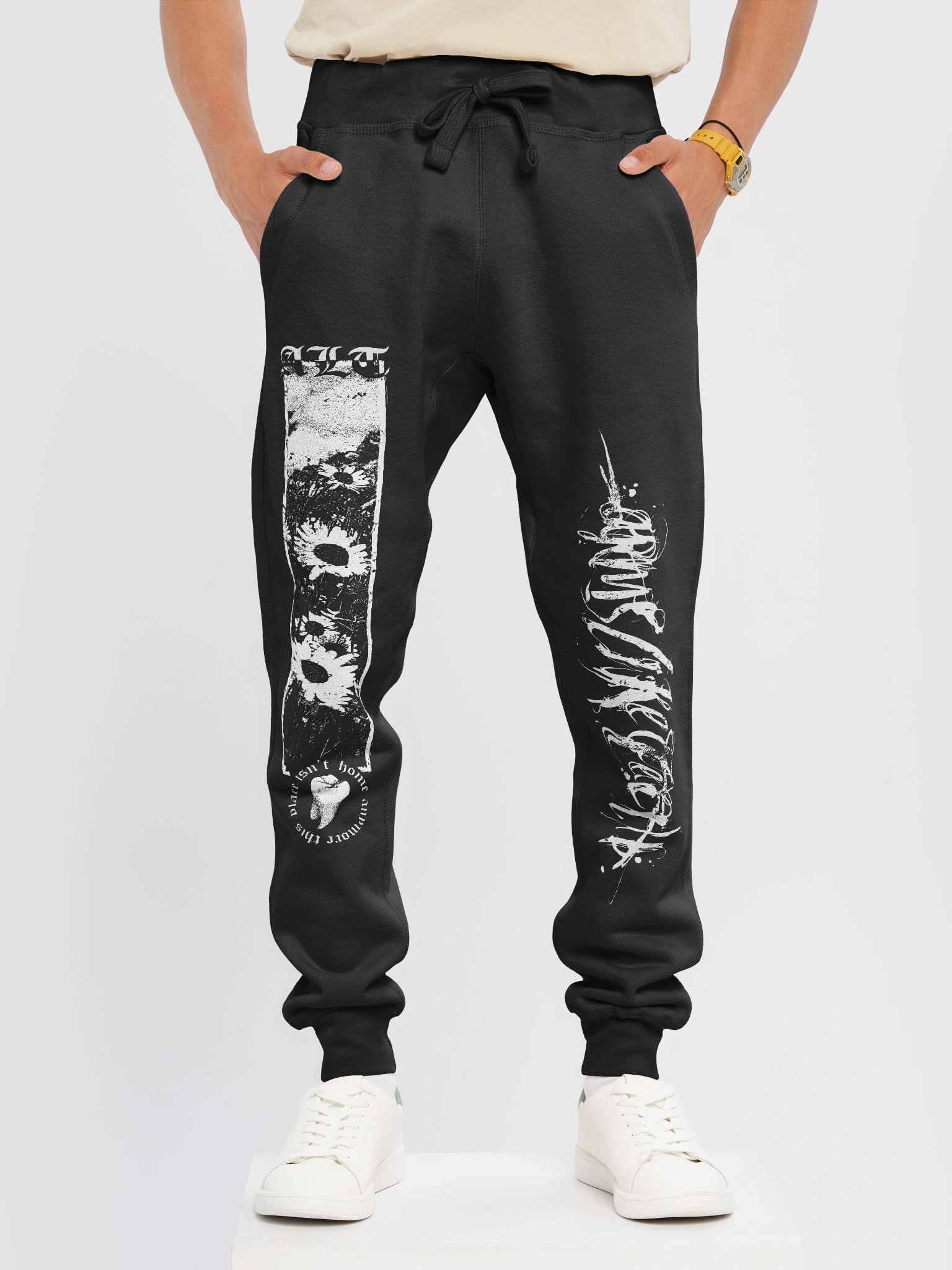 Floral Joggers product image (6)