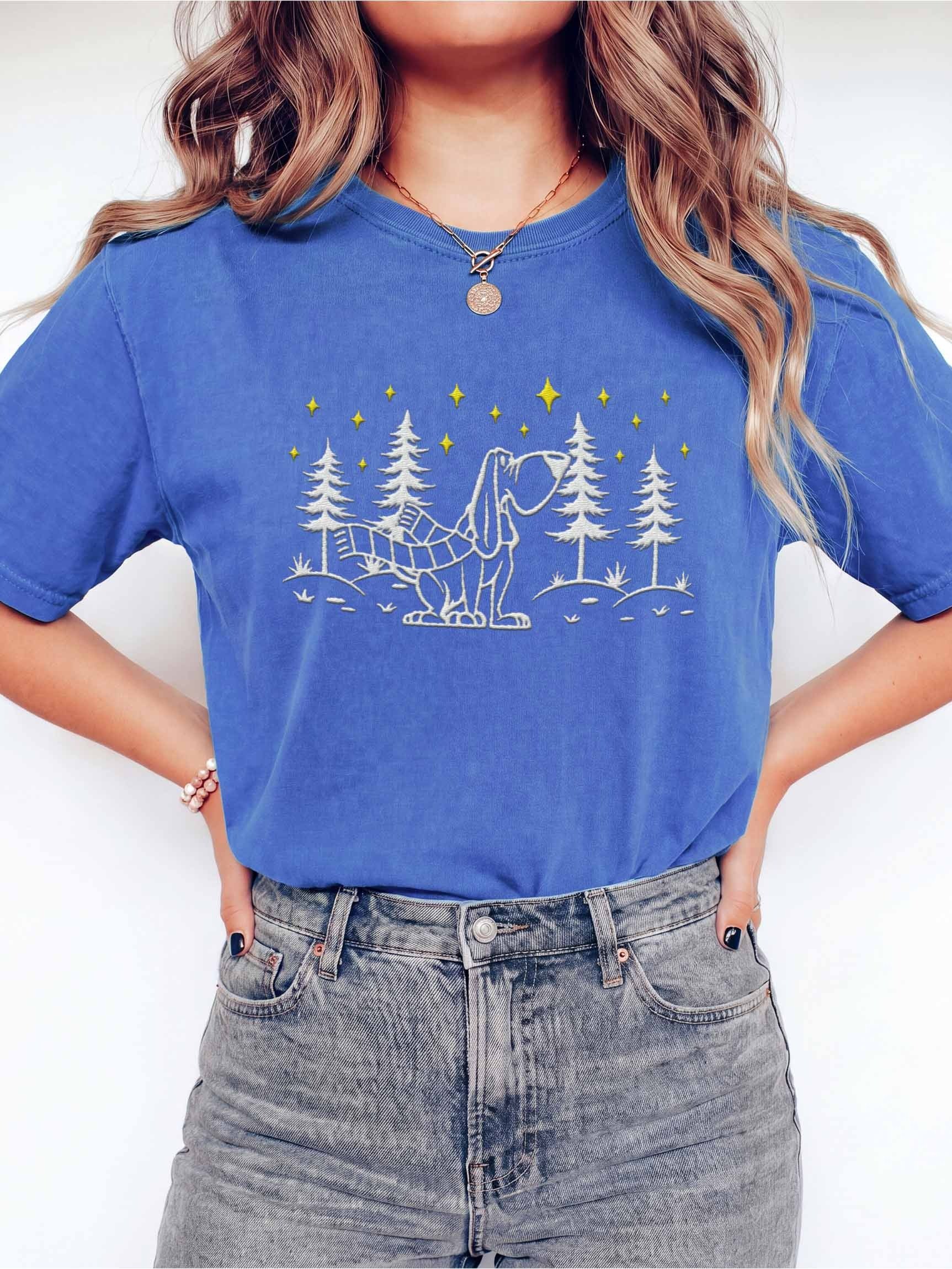 Bloodhound Winter/Christmas Line Art Design Embroidered T-Shirt product image (2)