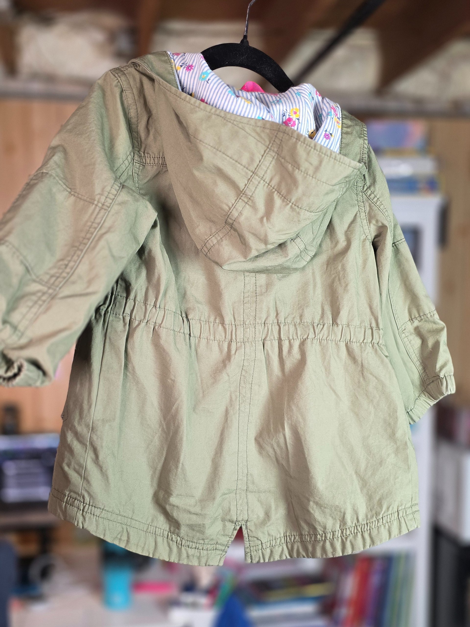BABY GAP - Size 3 - GENTLY USED - Fall jacket product image (3)