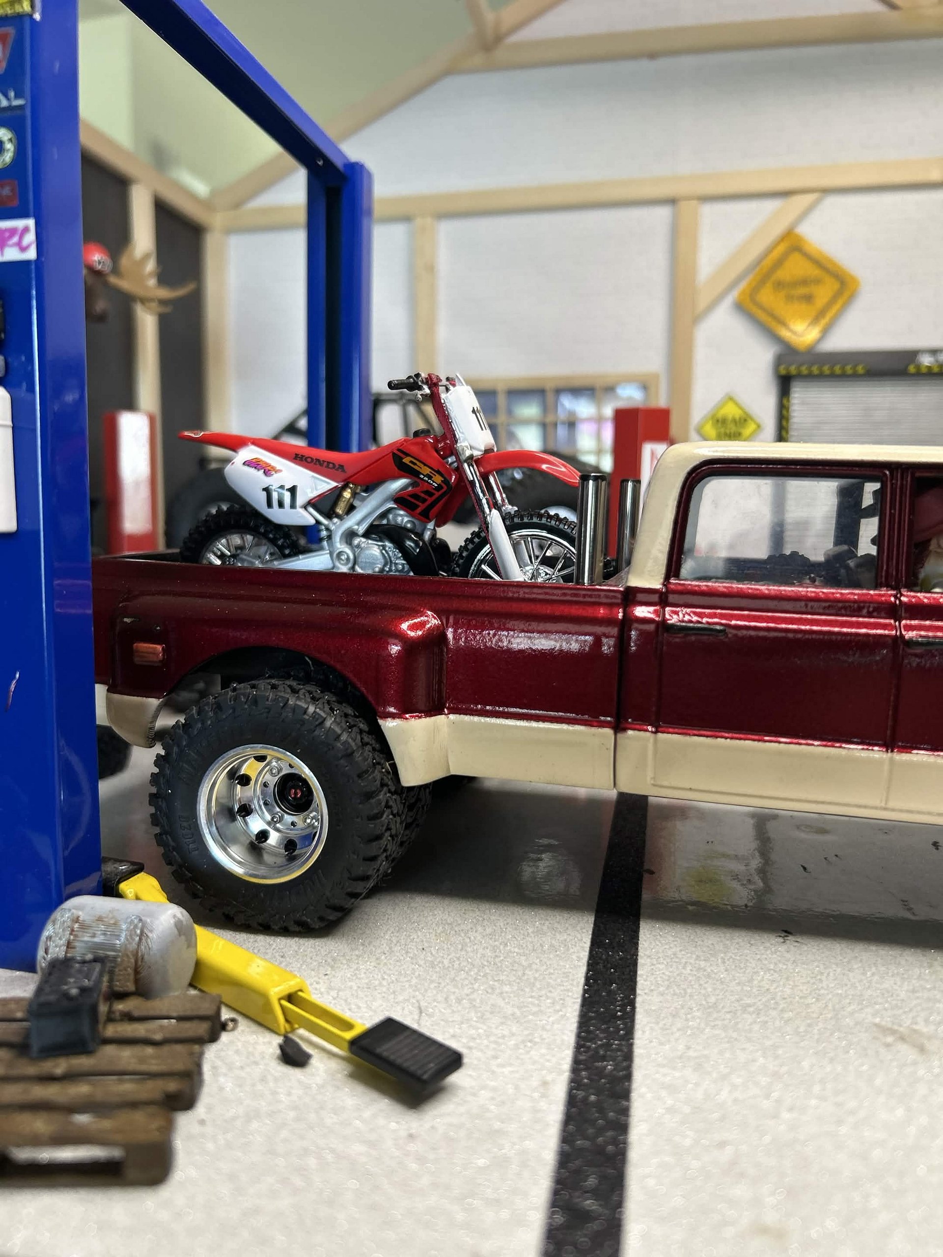 Dually product image (3)
