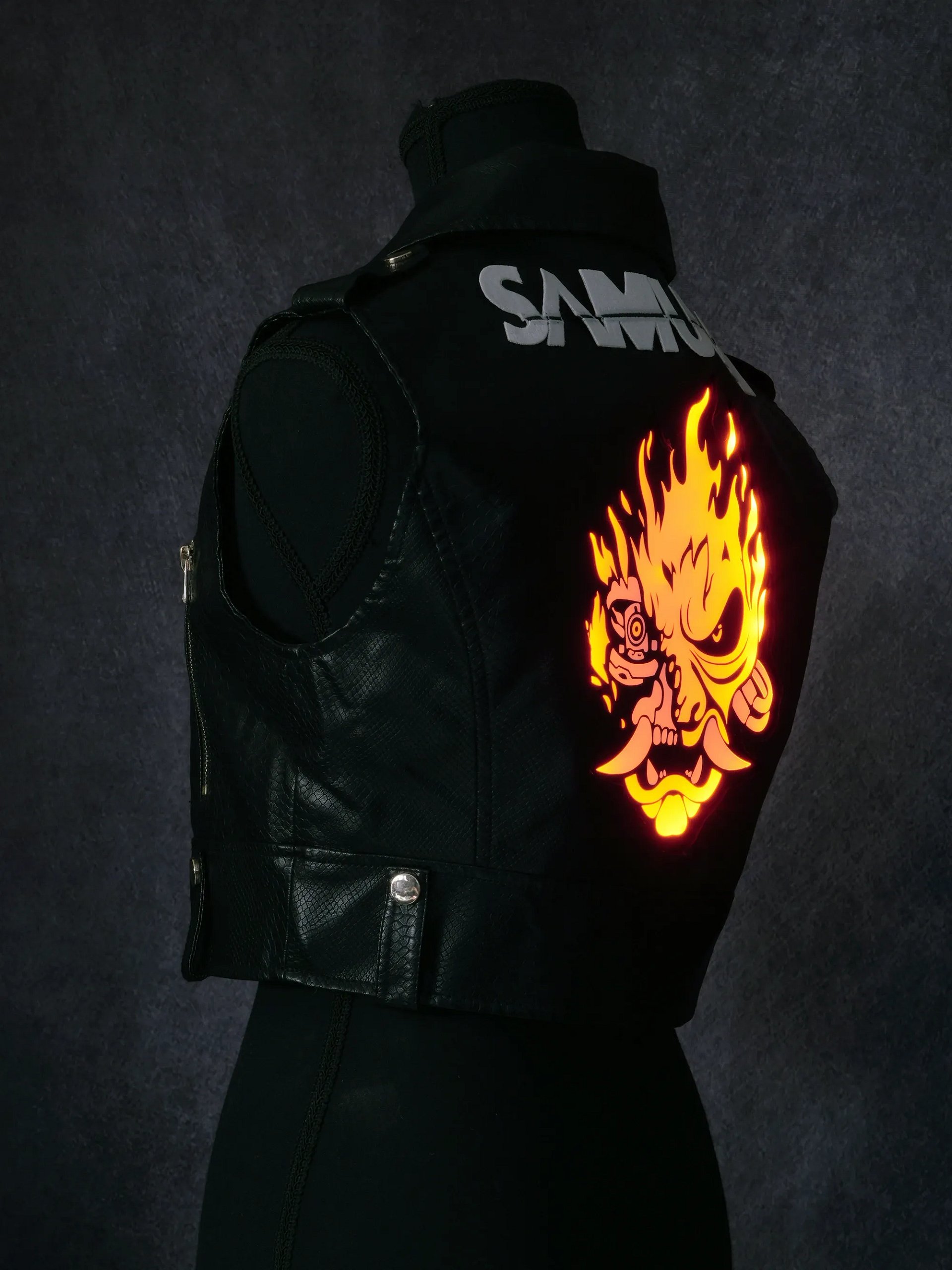Cyberpunk 2077 - Afterlife Luminous Rocker Vest [Prebuilt LED Jacket] product image (7)