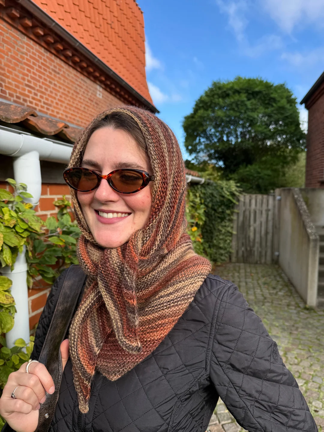 Alma Shawl - Knitting Pattern (PDF) product image (1)