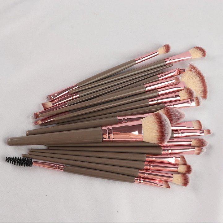 56-Piece Pro Glam Brush & Blender Set – Matte Black Luxury Edition product image (2)