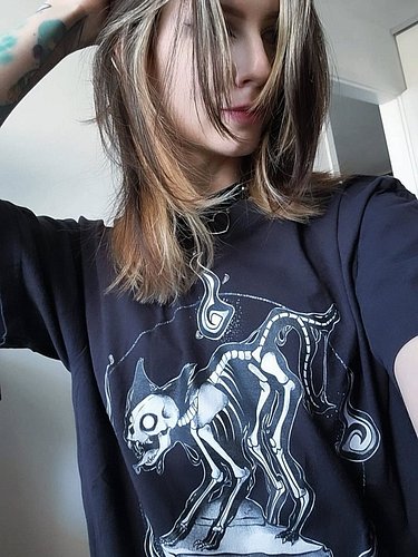 Spring is here! 🌸 time to wear your favorite T-shirt

#alt #darkwear #streetwear #tshirt #graphicdesign