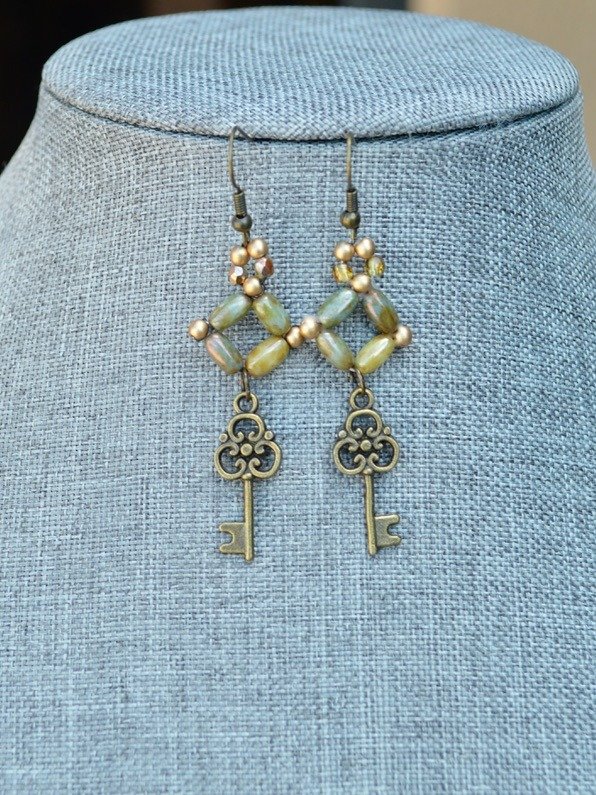 Bohemian Antique Brass Key Dangle Earrings With Crystal Beads product image (2)