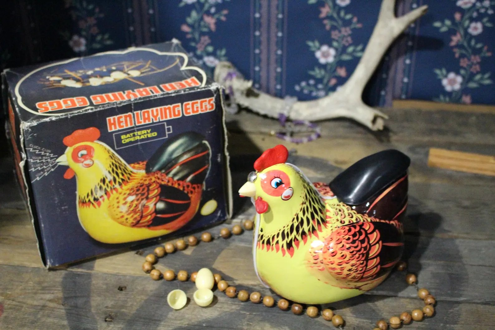 Artifact No.29 - Vintage Tin Chicken Toy New Product product image (2)
