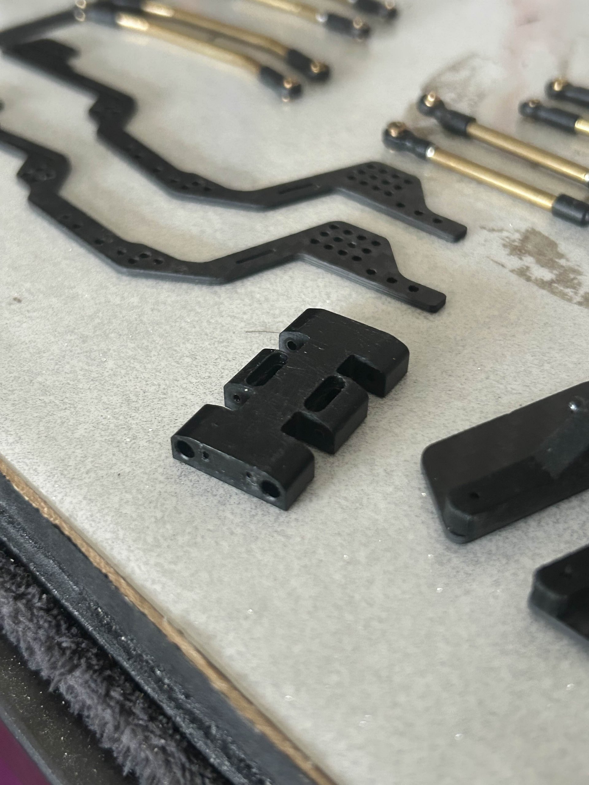 Athos chassis w/ links product image (7)