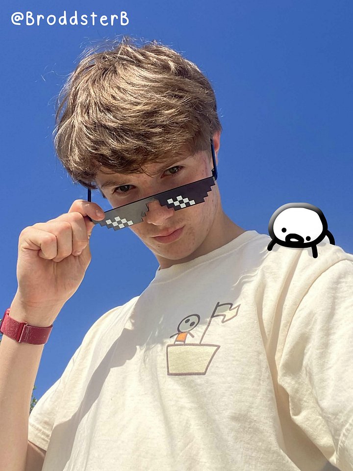 my lil boat T-shirt product image (1)