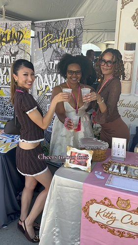 Cheers to Kitty Crème’s first Revelry Buyers’ Club. 🥂✨🐾🩷 @revelryny