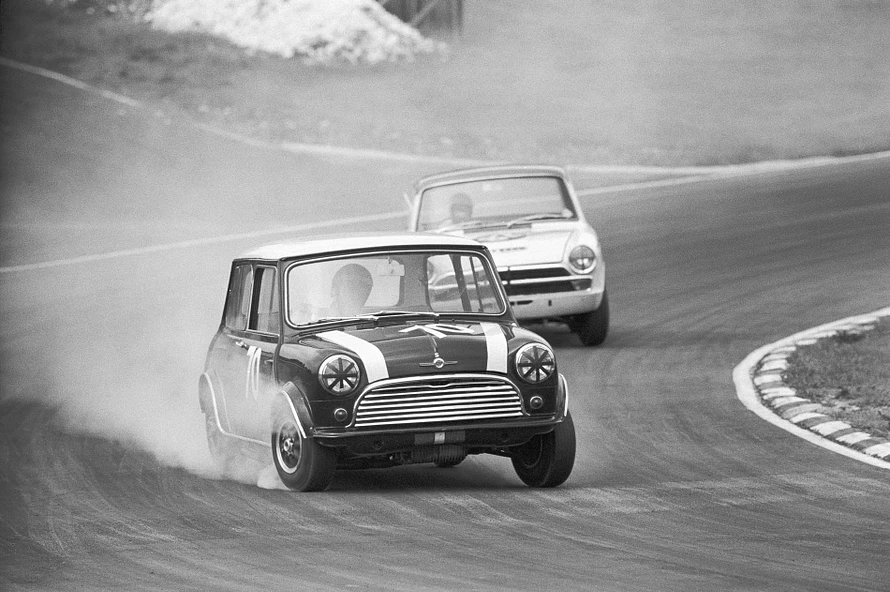John Rhodes Morris Mini Cooper S, Brands Hatch 1966