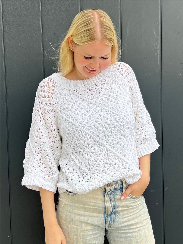 Tulip Square Summer Sweater product image (2)