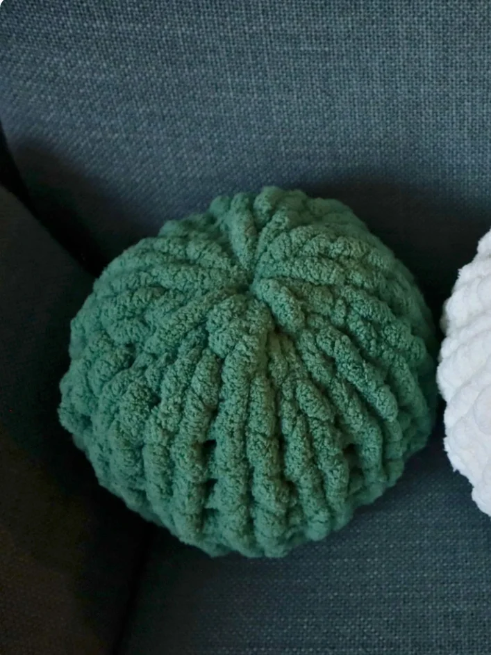 Finger Knit Round Pillow Pattern (Digital PDF Pattern) product image (4)