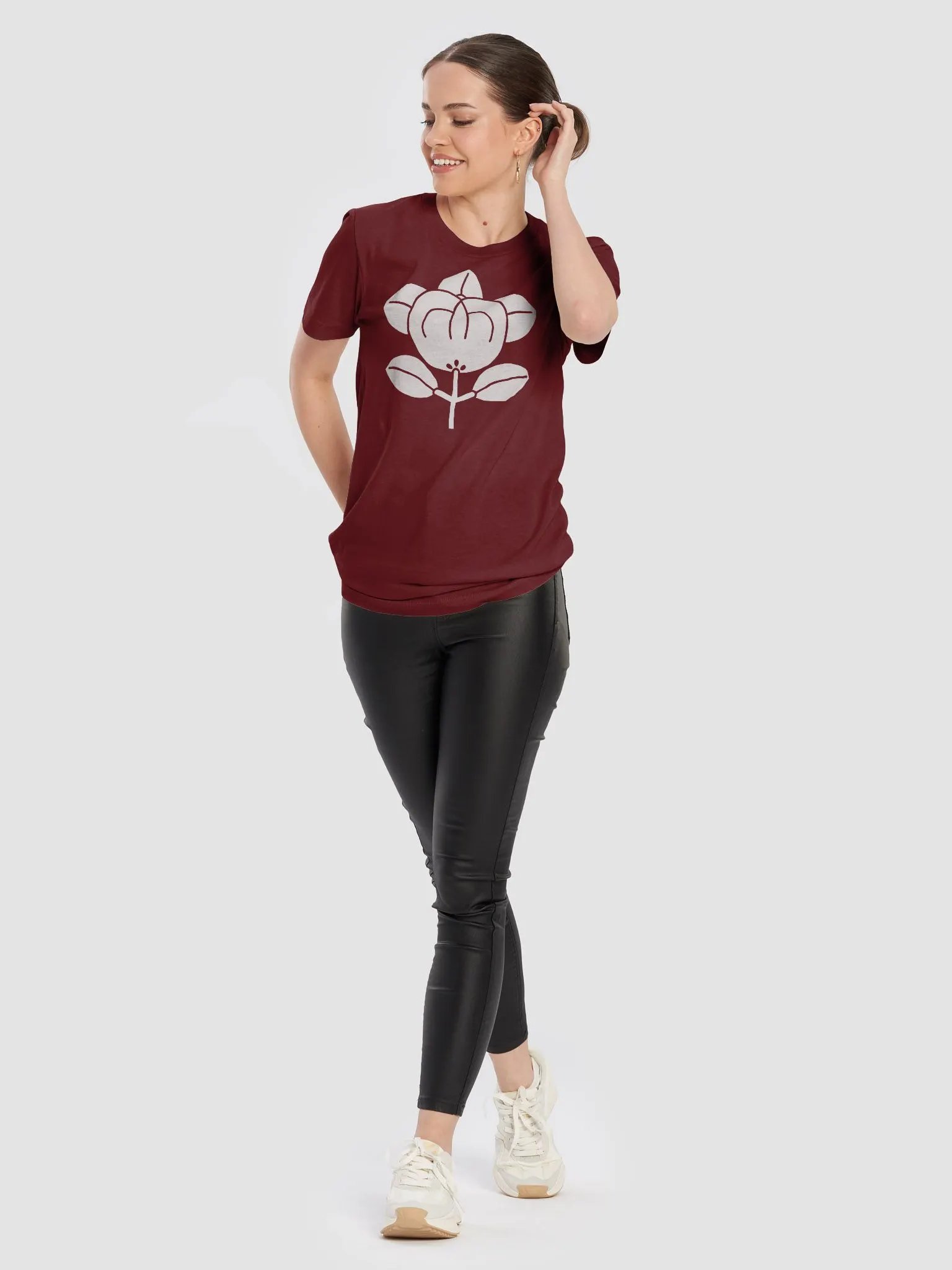 Tachibana Clan Crest Premium Soft Tee product image (3)