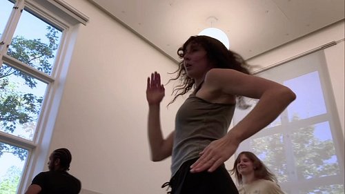 A little sneak peak at our rehearsals for our dance sequence in our upcoming film ”See You Soon” 

Choreography by @myramayer...