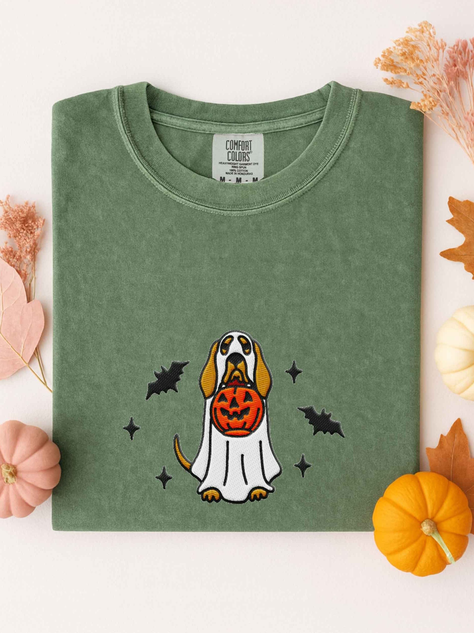 Halloween Bloodhound(Tan) Embroidered T-Shirt product image (1)