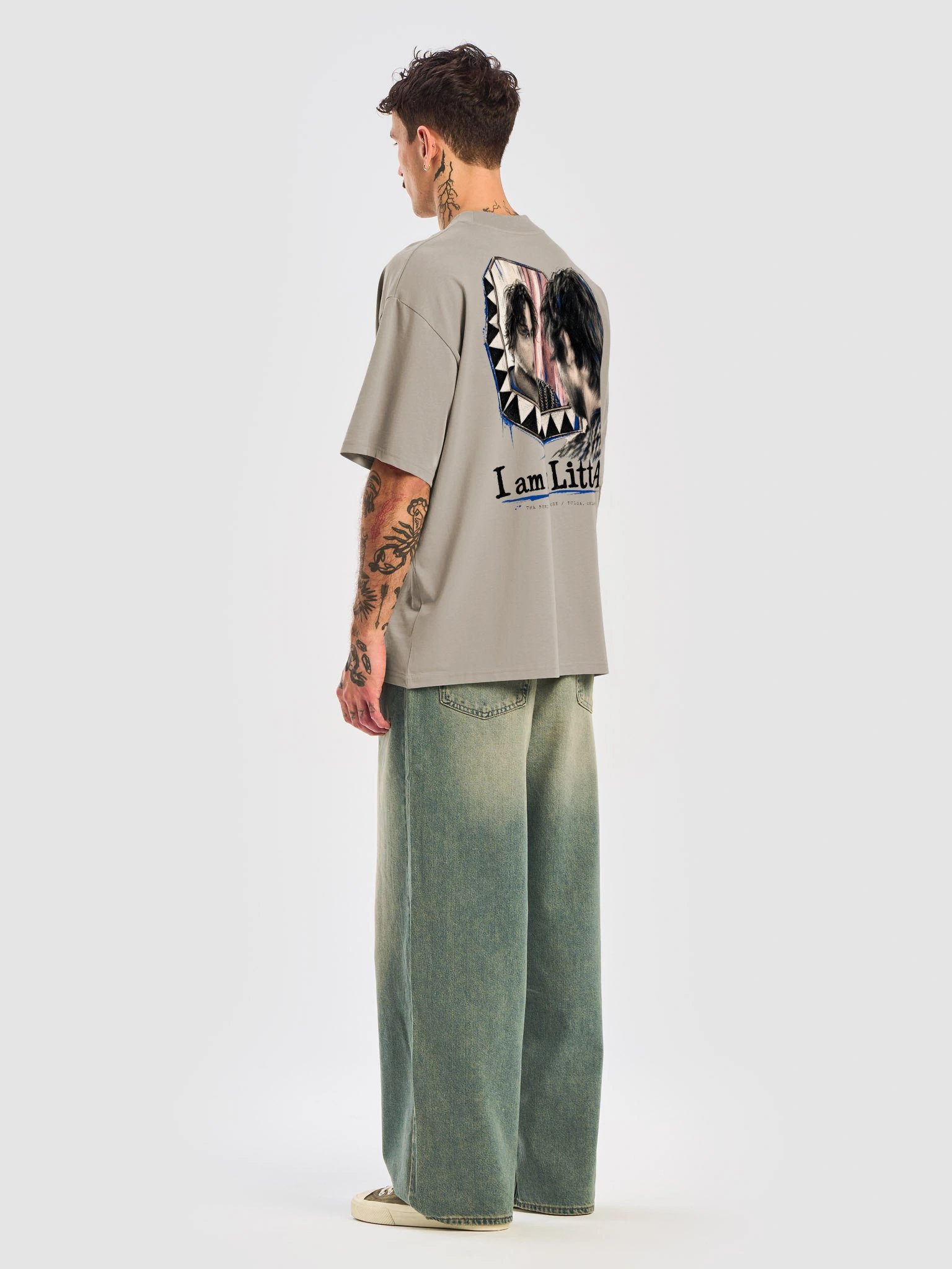 THE BEND × THE DAY BEFORE — “I AM NOT LITTLE AL.” TEE product image (8)