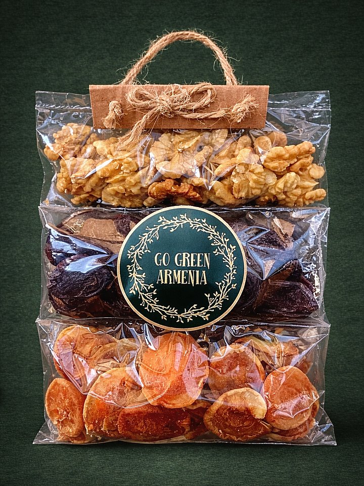 Armenian Dried Fruits and Nuts Gift Pack product image (1)