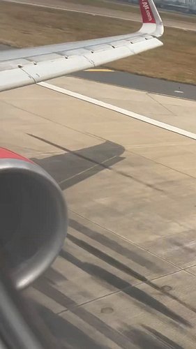 Who Wants to Fly for Ryanair?! (VietJet and Ryanair SLAMMERS onto the Runway)

Follow for more! 👤

Great videos via FSXCity a...