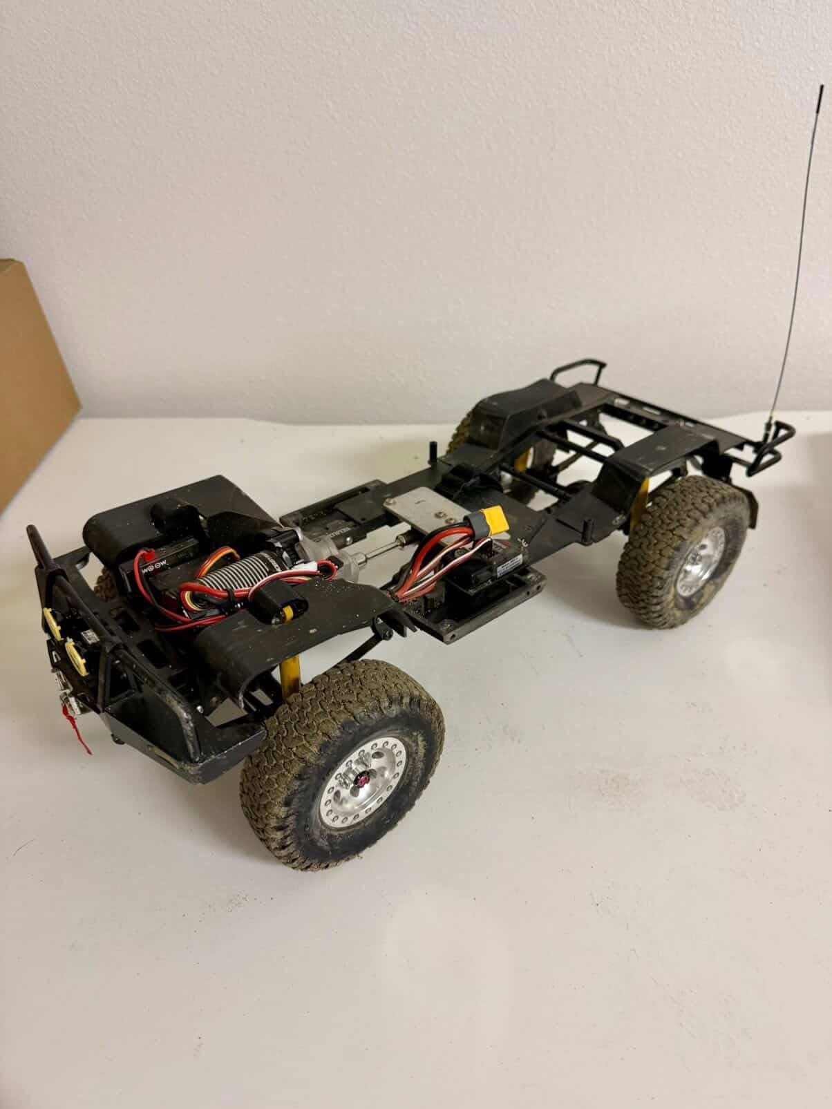 1/10 RC4WD 4Runner product image (12)