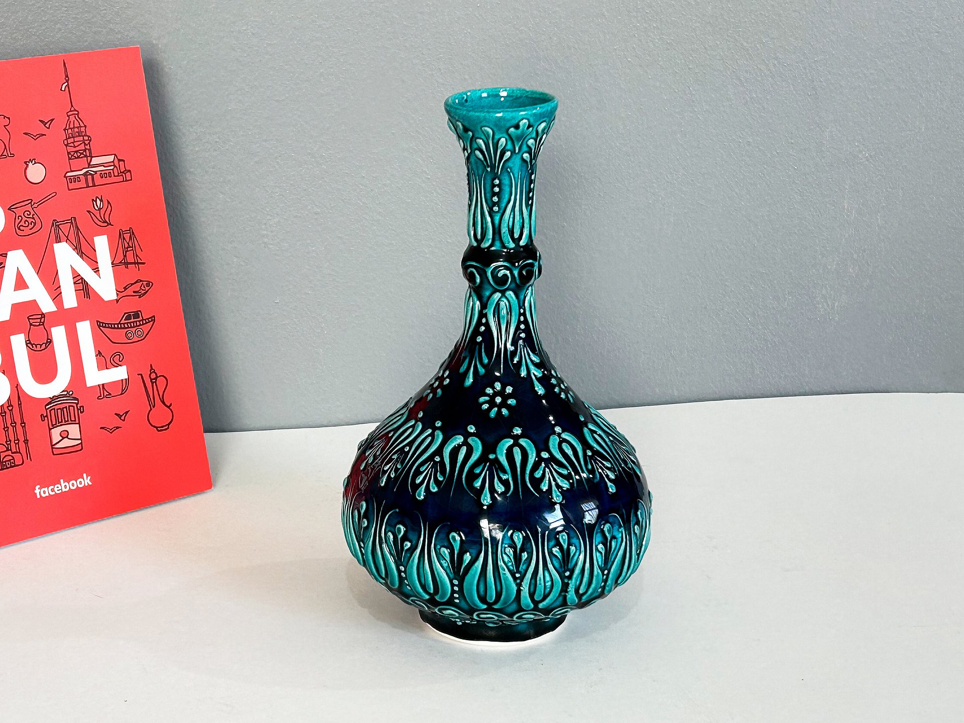 Ceramic turkuaz vase (Gözyaşı Vazo) — handmade pottery product image (3)