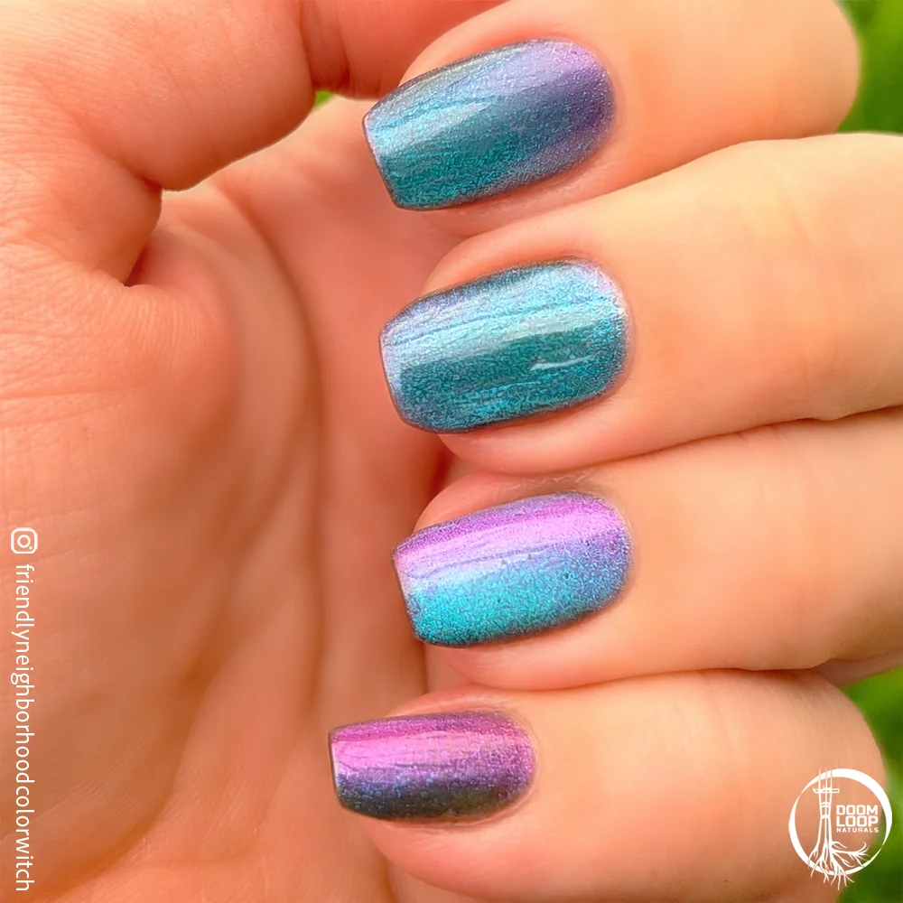 POOL MOOD - Green Teal and Violet High Contrast Magnetic Nail Polish product image (10)