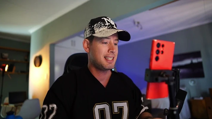 Video thumbnail