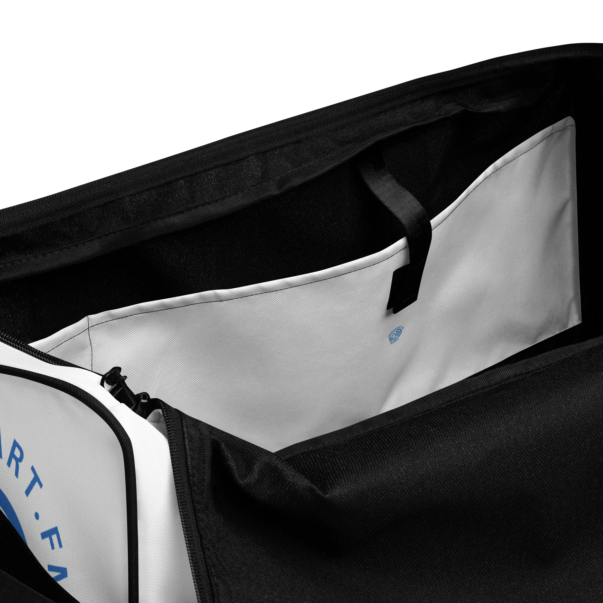 Duffle bag product image (4)