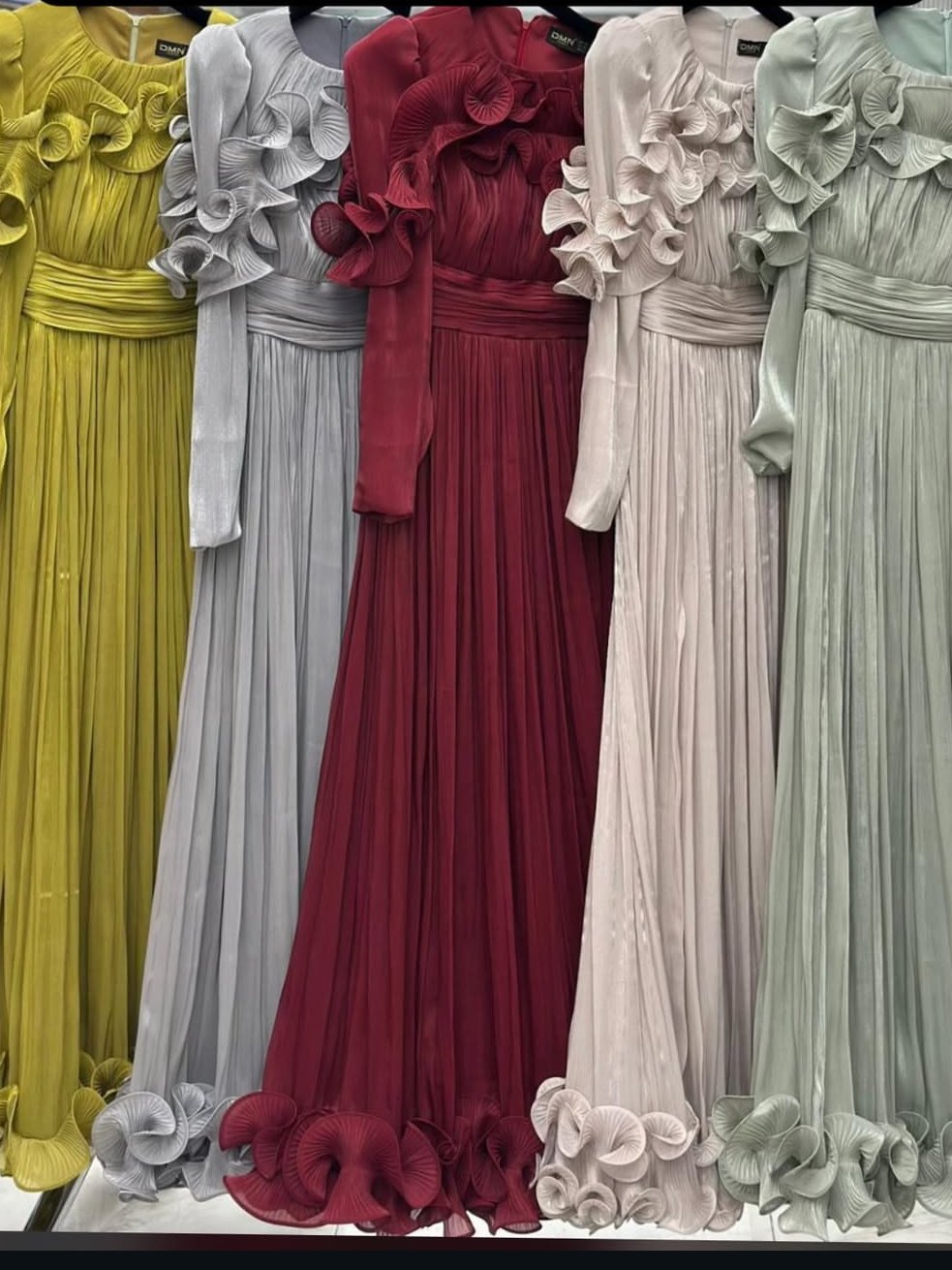Luxury dress product image (7)